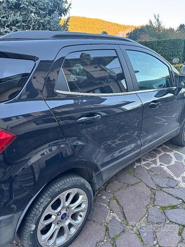 Usata Ford Ecosport 100 CV (73 kW) 2021 Nero SUV