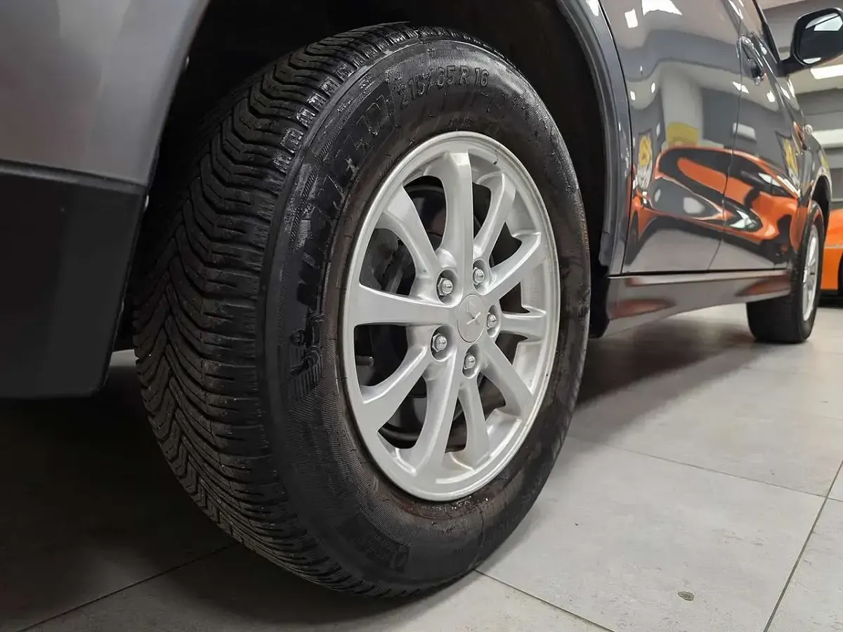 Usata Mitsubishi ASX Invite 150 CV (110 kW) 2014 Cool silver metalizzato SUV