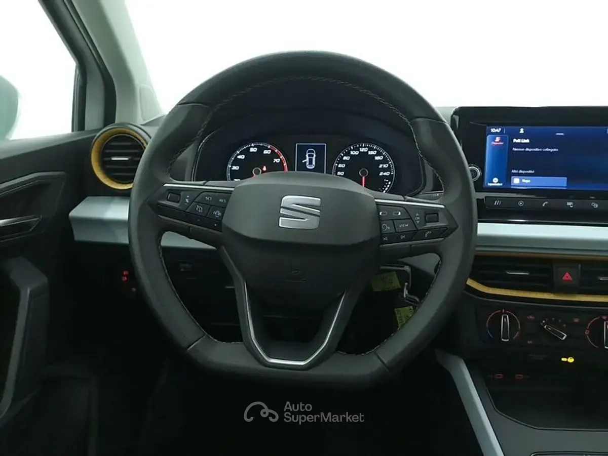 Begagnad Seat Arona 90 HK (66 kW) 2022 Vit SUV