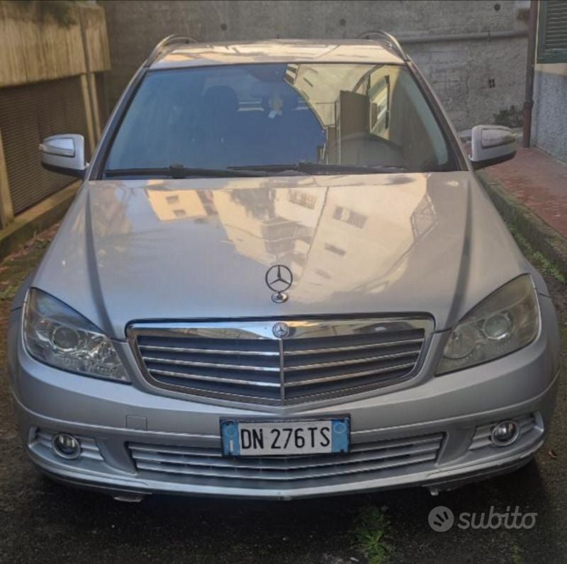 Argento Usata 2008 Mercedes C220 Classic Station wagon | 3600 € (Super prezzo) - Immagine 1/4