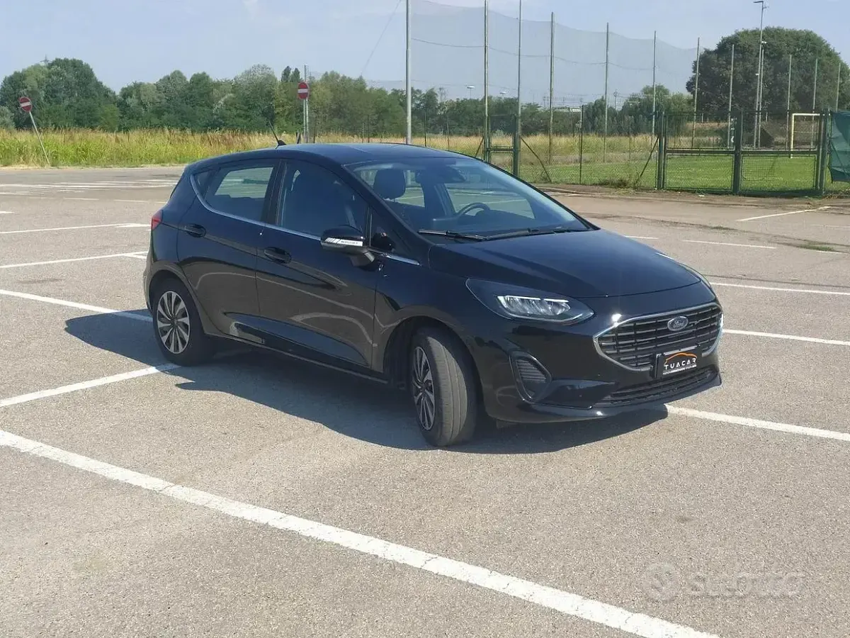 Usata Ford Fiesta Titanium 75 CV (55 kW) 2024 Nero Berlina
