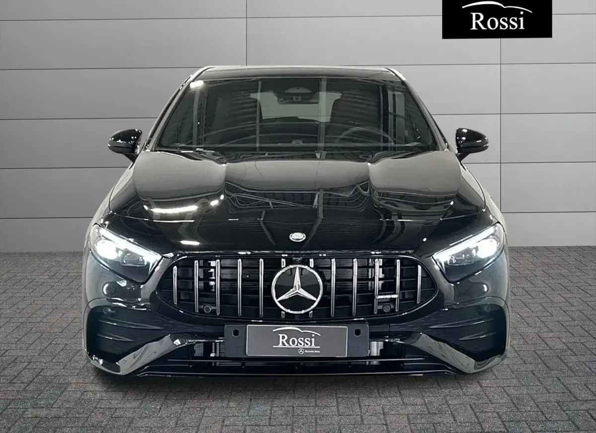 Ny Mercedes A35 AMG AMG 306 HK (225 kW) 2025 Svart