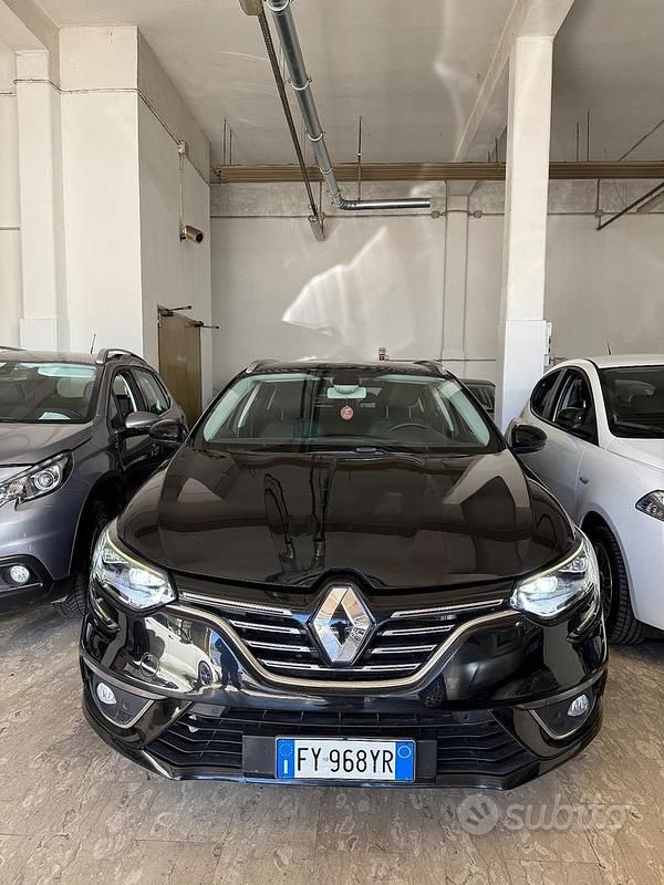 Usata Renault Mégane GrandTour Business 115 CV (84 kW) 2020 Nero Station wagon