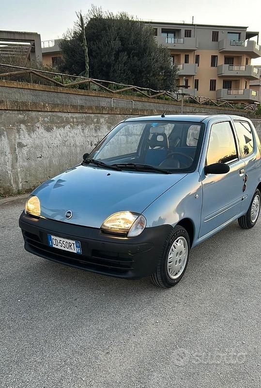 Usata Fiat 600 2003 Grigio Berlina