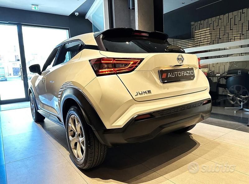 Usata Nissan Juke N-Connecta 117 CV (86 kW) 2021 Bianco SUV