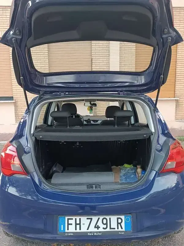 Usata Opel Corsa 90 CV (66 kW) 2017 Bluazzurro Utilitaria