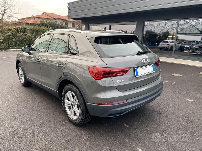 Usata Audi Q3 Business 150 CV (110 kW) 2023 Grigio SUV