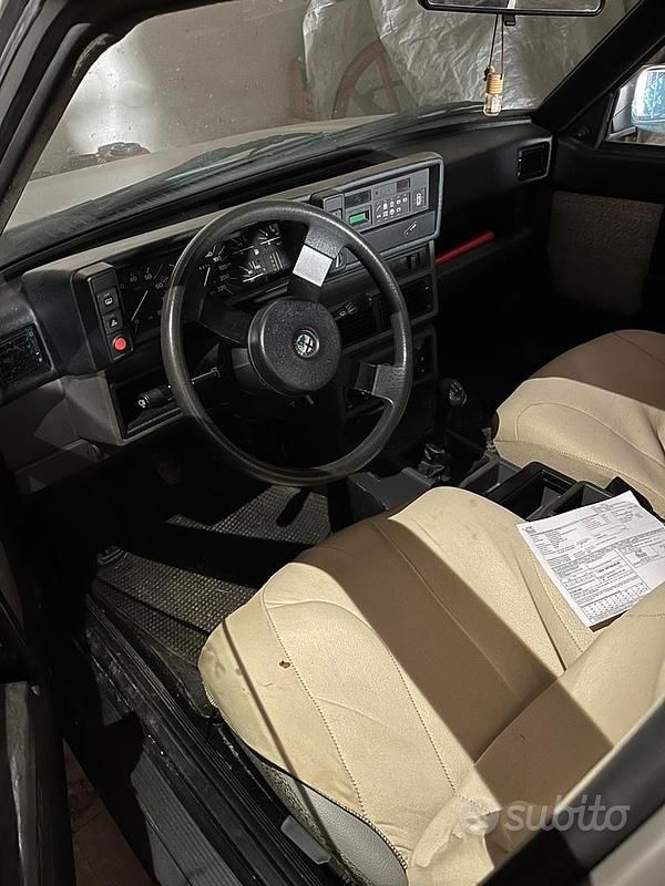 Usata Alfa Romeo 75 110 CV (80 kW) 1996 Berlina