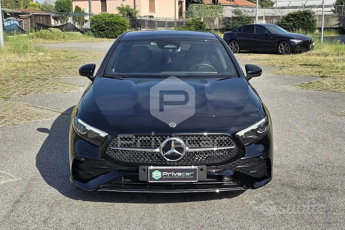 Usata Mercedes A180 Advanced Plus 116 CV (85 kW) 2024 Nero Berlina