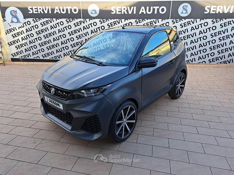 Nuova Aixam City GTO 2026 Gray Berlina