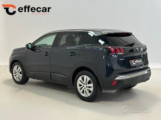 Usata Peugeot 3008 S 131 CV (96 kW) 2019 Nero SUV