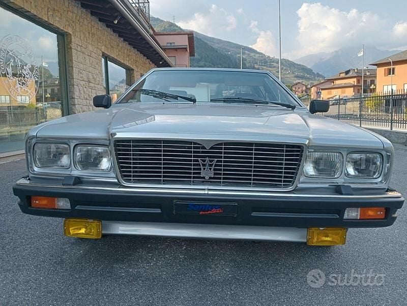 Usata Maserati Quattroporte 31 CV (22 kW) 1982 Grigio Berlina