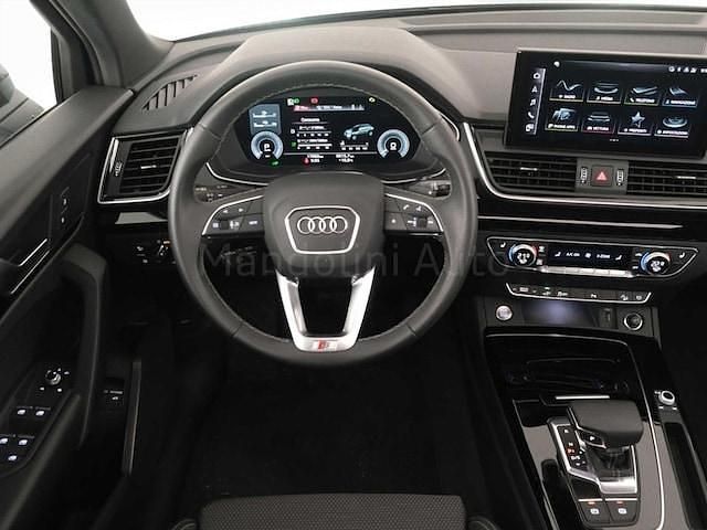 Usata Audi Q5 Sportback Ambiente 367 CV (269 kW) 2024 Grigio chronos metallizzato SUV