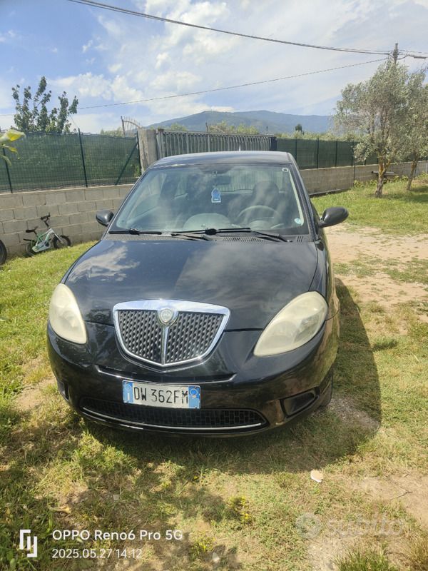 Nero Usata 2009 Lancia Ypsilon Due volumi | 3500 € (Ottimo prezzo) - Immagine 1/4