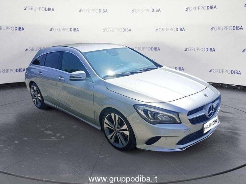 Usata Mercedes CLA200 Shooting Brake Premium 136 CV (100 kW) 2019 Grigio Station wagon