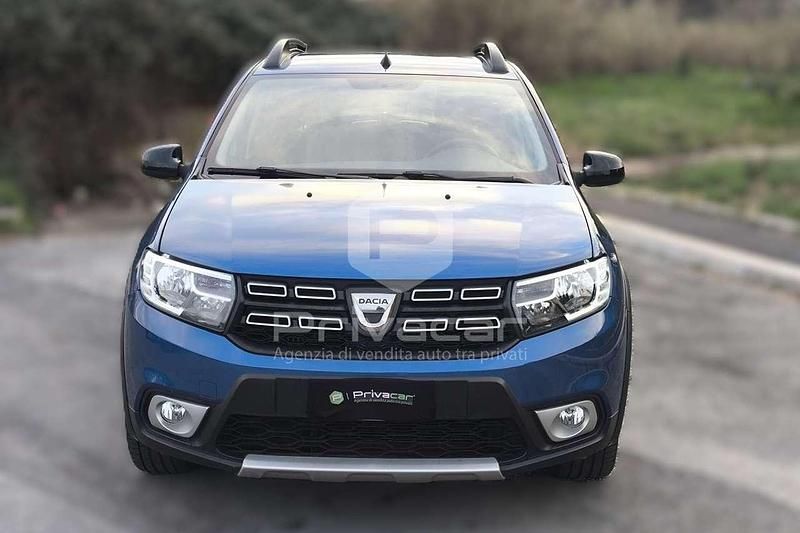 Usata Dacia Sandero Anniversary 101 CV (74 kW) 2020 Blu SUV