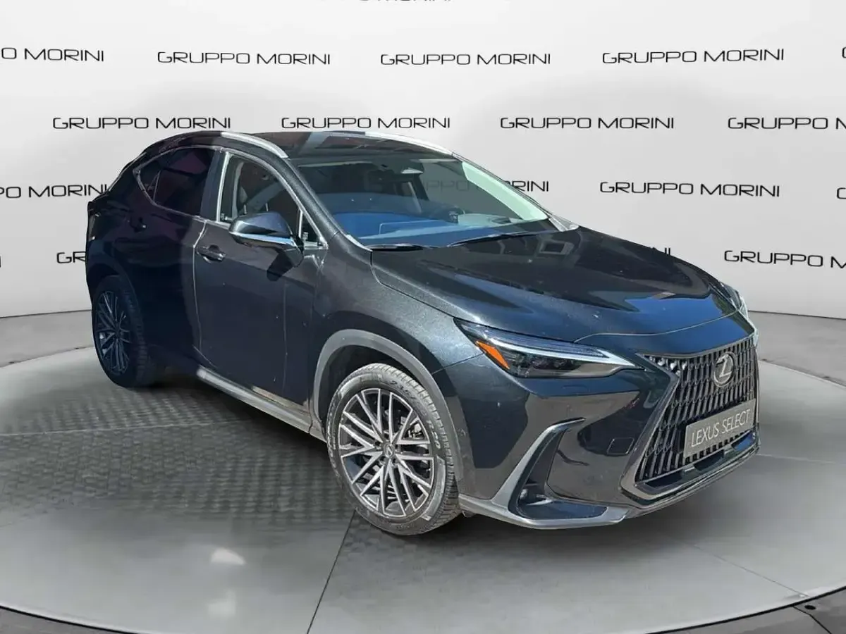 Usata Lexus NX350h Luxury Line 243 CV (178 kW) 2022 Other SUV