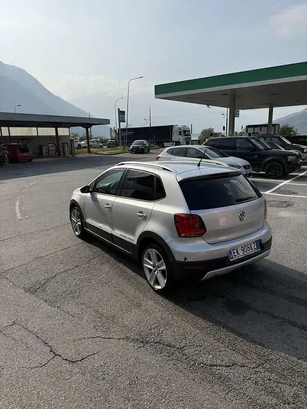 Usata VW Polo Cross 90 CV (66 kW) 2011 Utilitaria