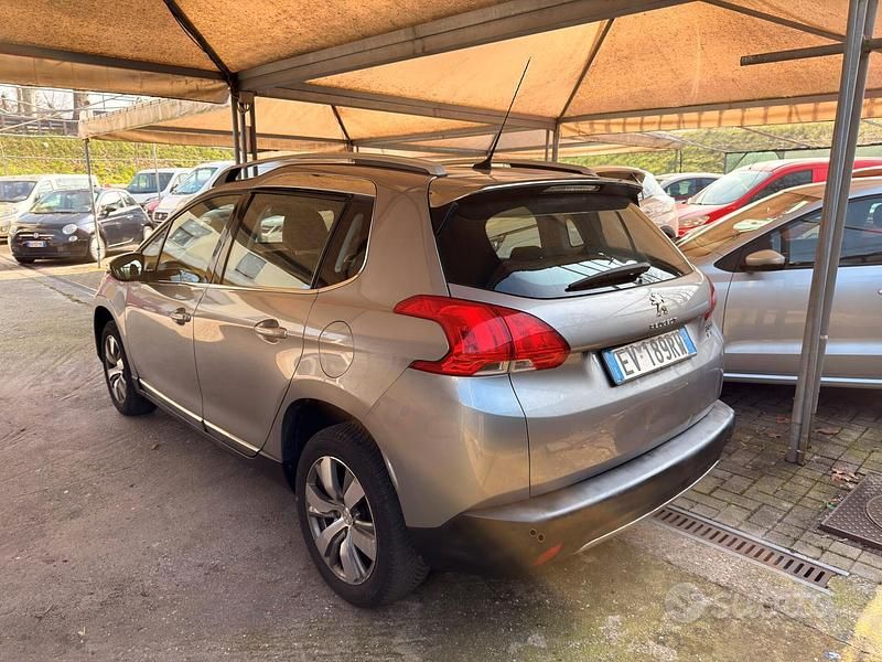 Usata Peugeot 2008 92 CV (67 kW) 2014 Grigio SUV