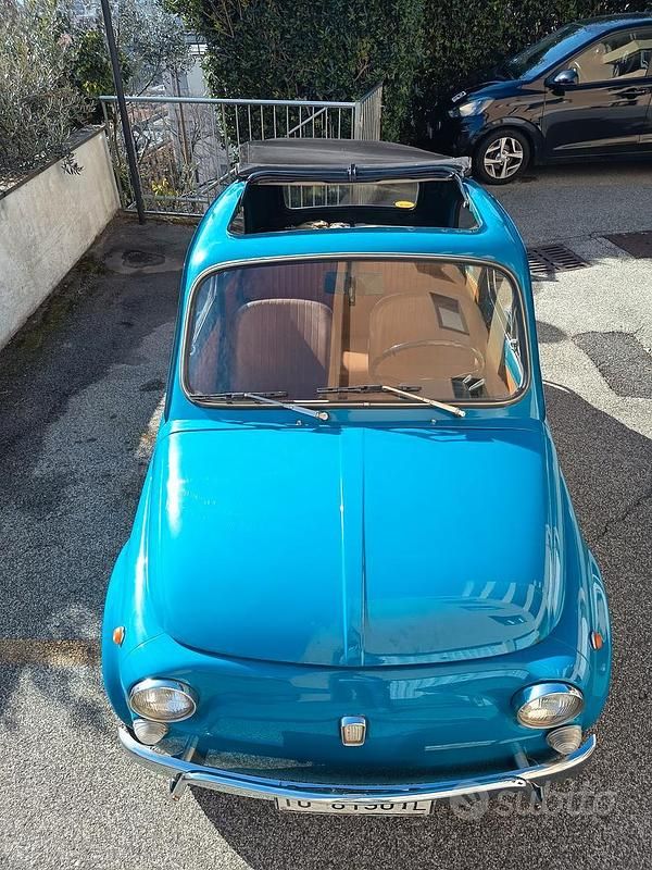 Usata Fiat 500 Lusso 15 CV (11 kW) 1970 Blu Utilitaria