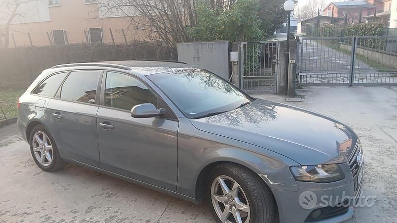 Usata Audi A4 131 CV (96 kW) 2011 Grigio Station wagon
