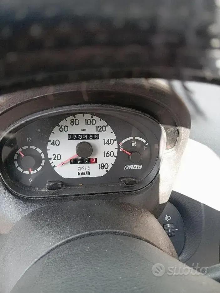 Usata Fiat Seicento 54 CV (39 kW) 2000 Grigio Utilitaria