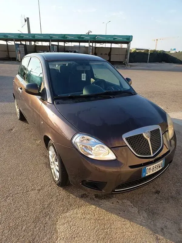 Usata Lancia Ypsilon 77 CV (56 kW) 2009 Utilitaria