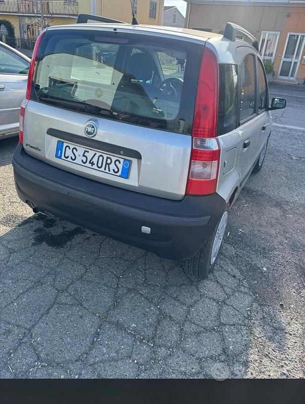 Usata Fiat Panda 60 CV (44 kW) 2004 Grigio Utilitaria