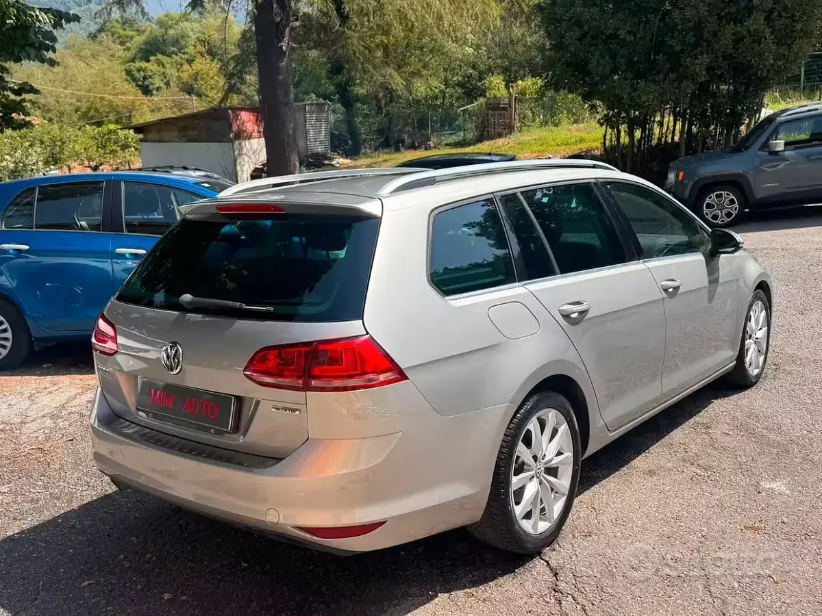 Usata VW Golf VII Business 110 CV (80 kW) 2016 Grigio Station wagon