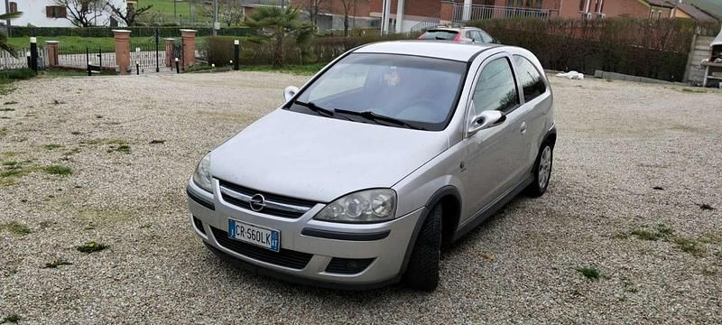 Occasion Opel Corsa 69 ch (50 kW) 2004 Citadine
