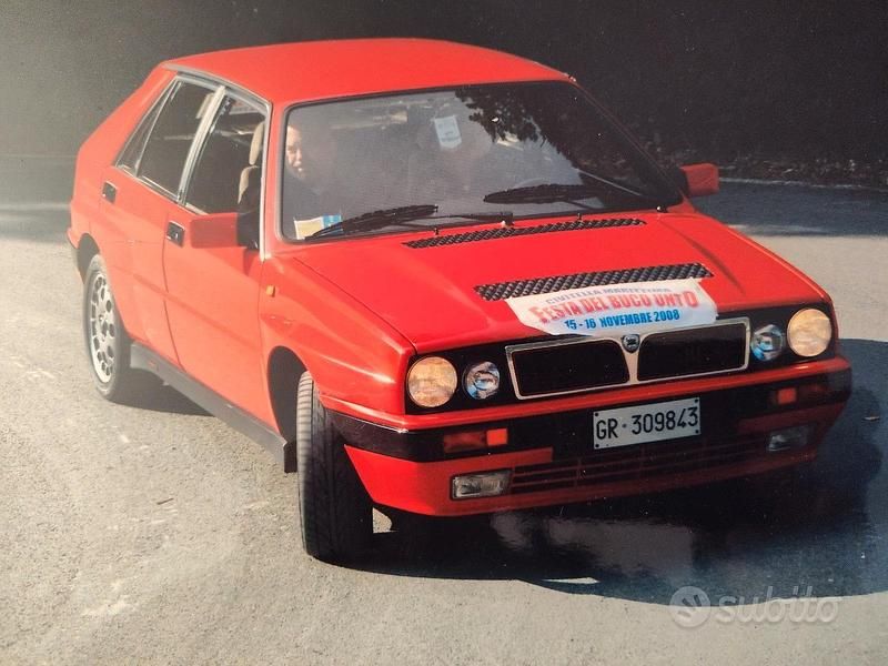 Usata Lancia Delta 185 CV (136 kW) 1988 Rosso Utilitaria