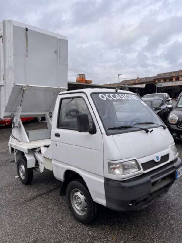 Antracite pastello Usata 2001 Piaggio Porter Pick-up | 5700 € - Immagine 1/4