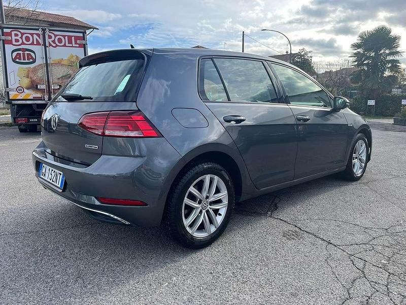 Occasion VW Golf VIII Business 131 ch (96 kW) 2020 Gris Berline