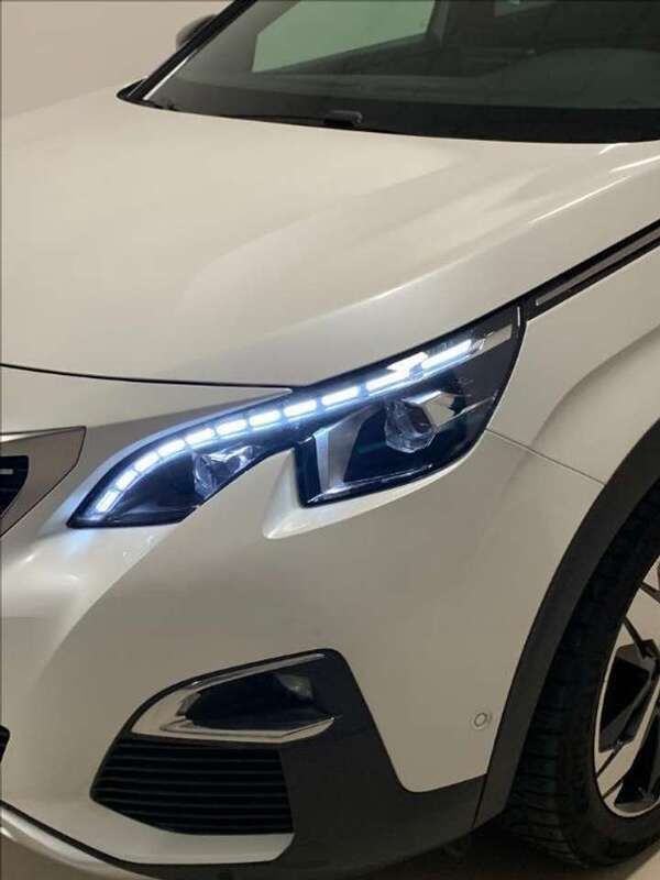 Usata Peugeot 5008 GT-line 131 CV (96 kW) 2020 Bianco Monovolume