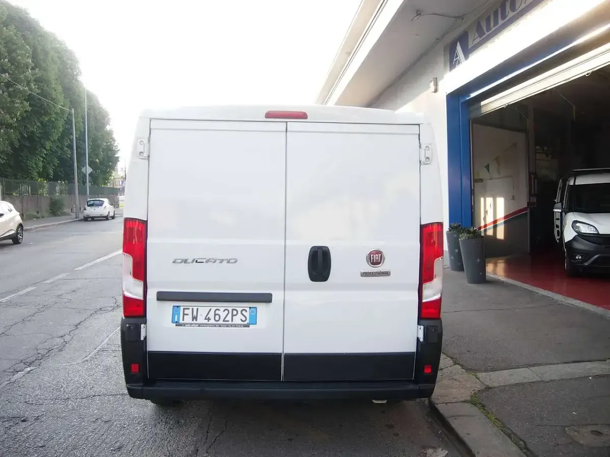 Usata Fiat Ducato 116 CV (85 kW) 2019 Bianco Furgone