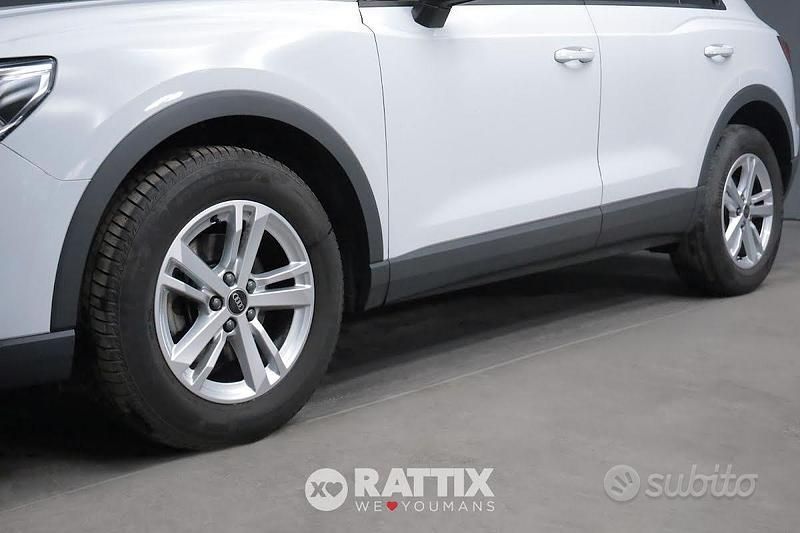 Usata Audi Q3 Business 150 CV (110 kW) 2023 Bianco ghiaccio SUV