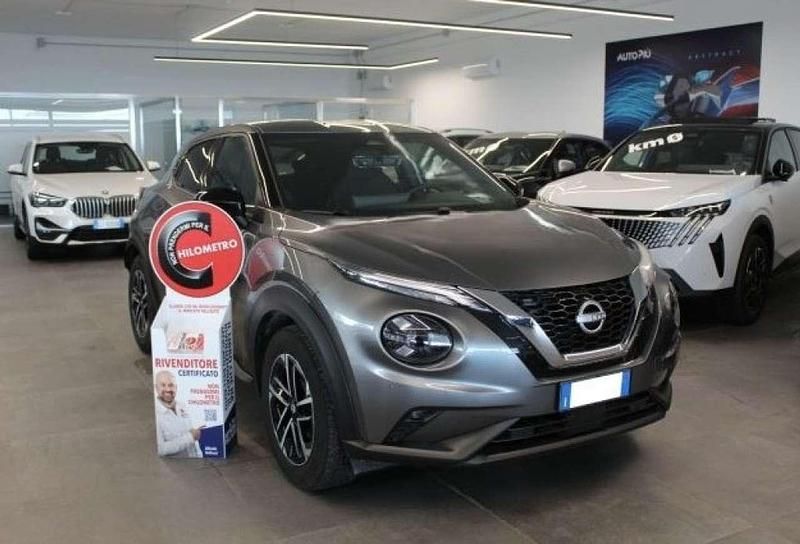 Dark metal grey Usata 2025 Nissan Juke N-Connecta SUV | 19.800 € (Buon prezzo) - Immagine 1/4