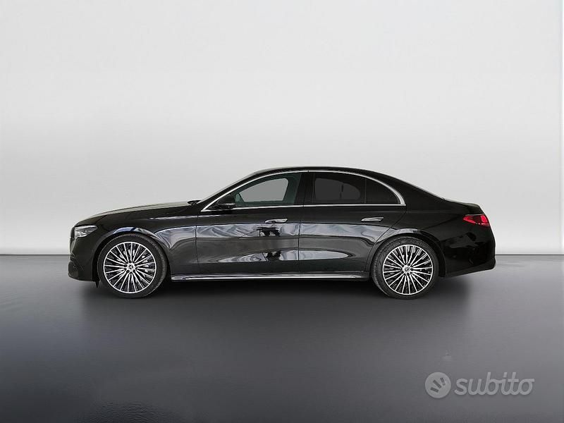 Usata Mercedes E220 Advanced Plus 197 CV (144 kW) 2024 Nero Berlina