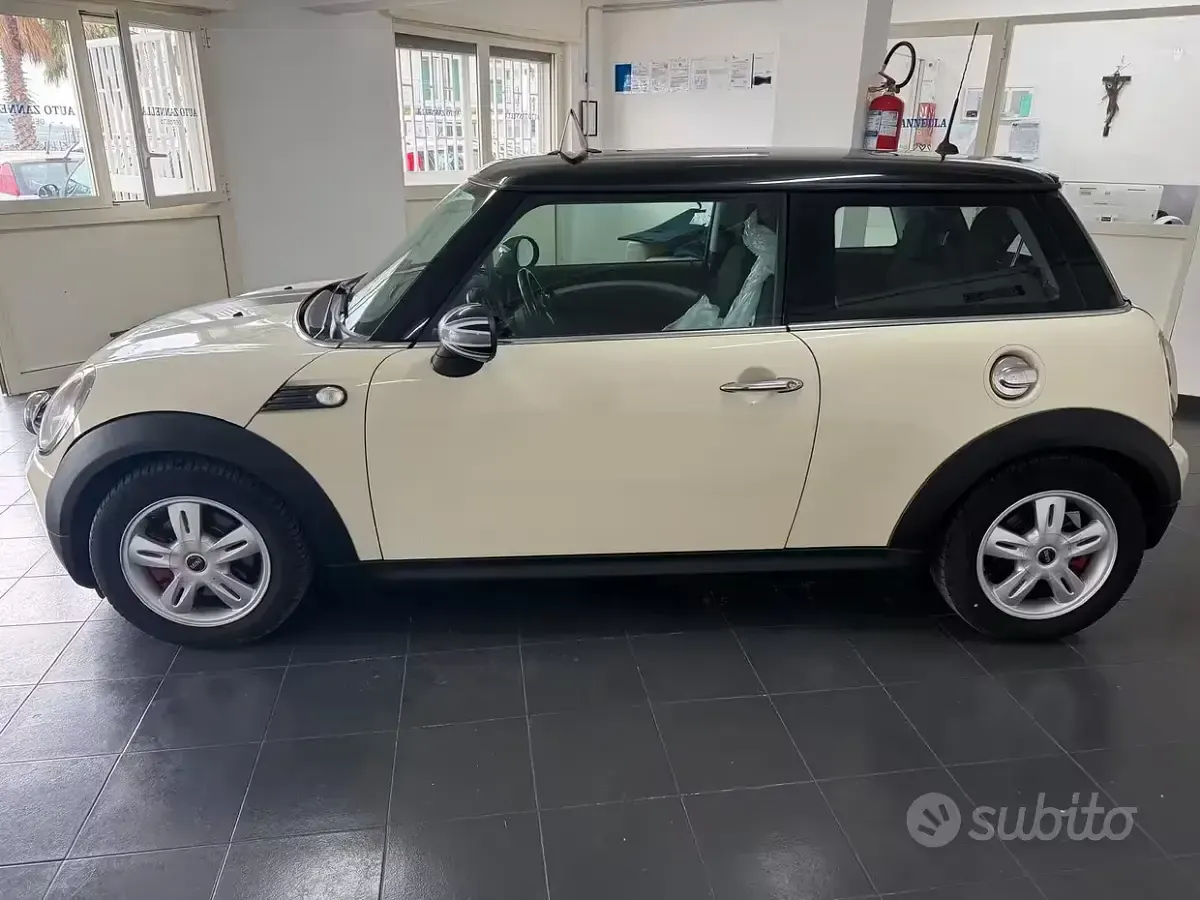 Usata Mini Cooper D Clubman 109 CV (80 kW) 2009 Beige Station wagon