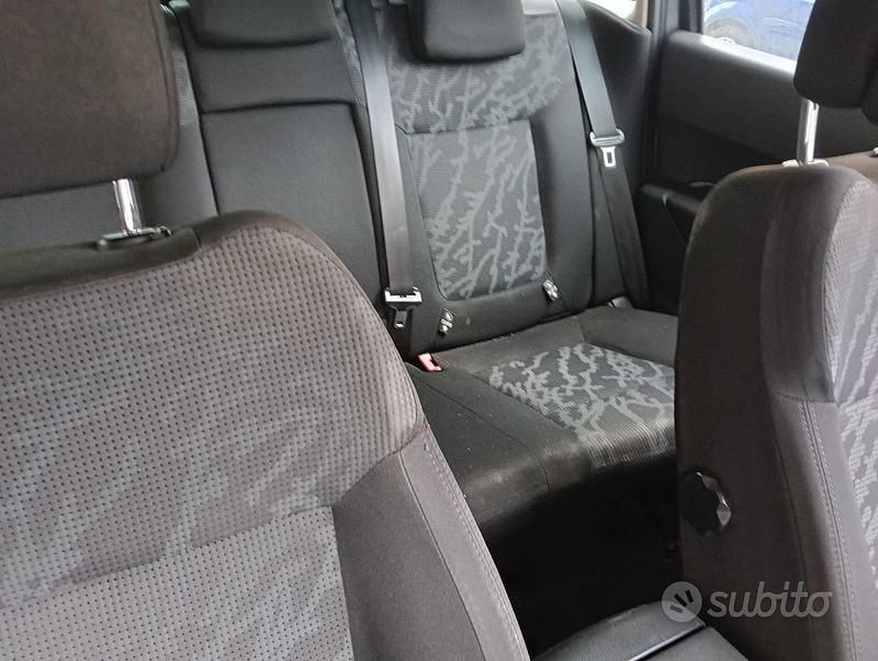 Usata Peugeot 3008 112 CV (82 kW) 2013 Grigio Berlina