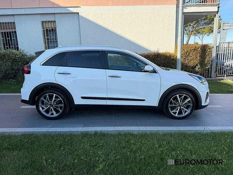 Usata Kia Niro Style 141 CV (103 kW) 2021 Bianco SUV