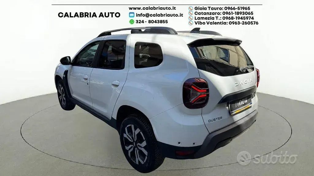 Usata Dacia Duster Journey 116 CV (85 kW) 2023 Bianco SUV