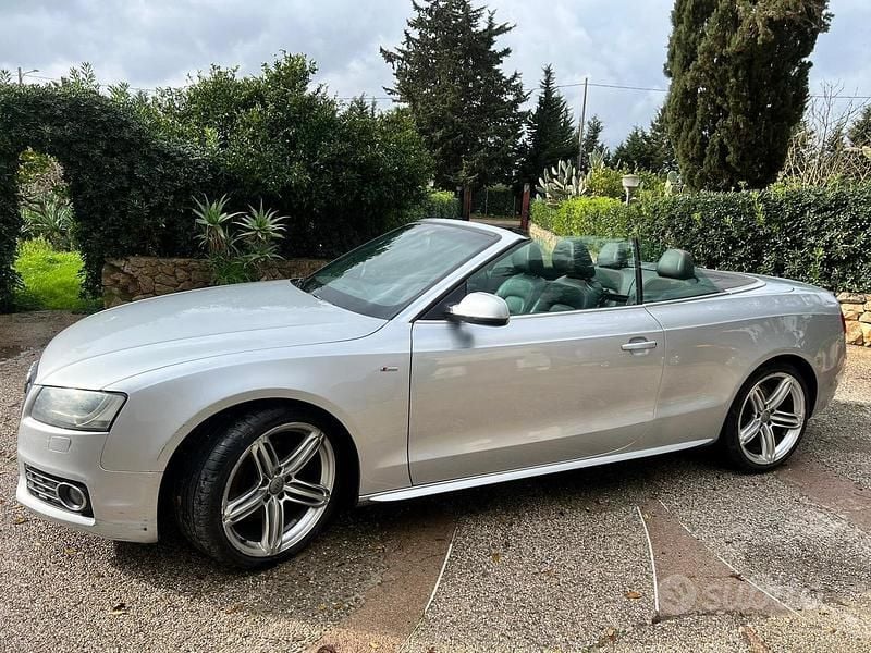 Usata 2011 Audi A5 Cabrio | 7200 € - Immagine 1/4