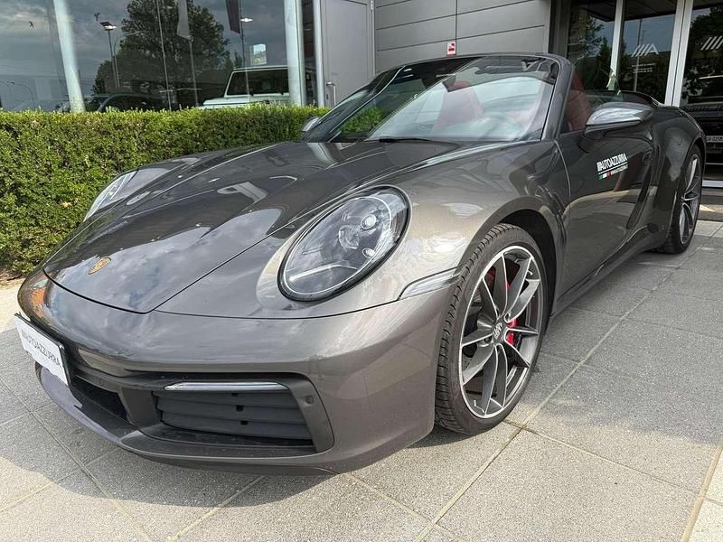 Grigio agata Usata 2020 Porsche 911 Carrera 4S Cabriolet Sport Cabrio | 119.900 € - Immagine 1/4