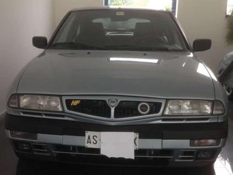 Usata Lancia Delta 193 CV (141 kW) 1997 Argento Utilitaria