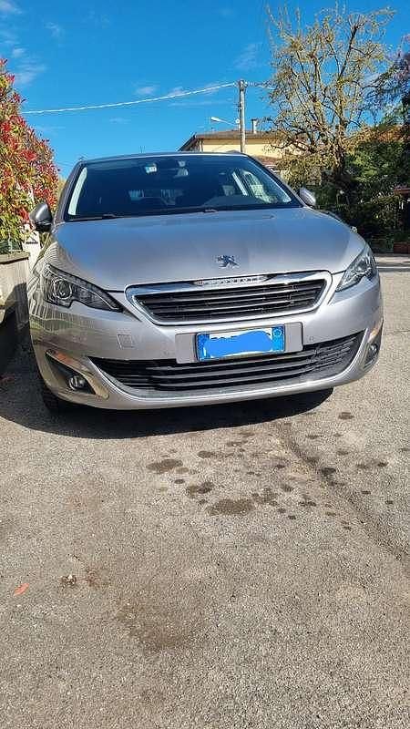 Usata Peugeot 308 SW Allure 120 CV (88 kW) 2016 Station wagon