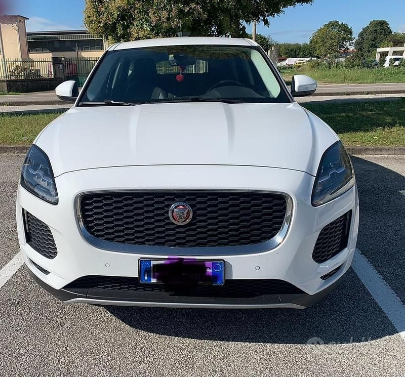 Usata Jaguar E-Pace R-Dynamic 150 CV (110 kW) 2018 Bianco SUV