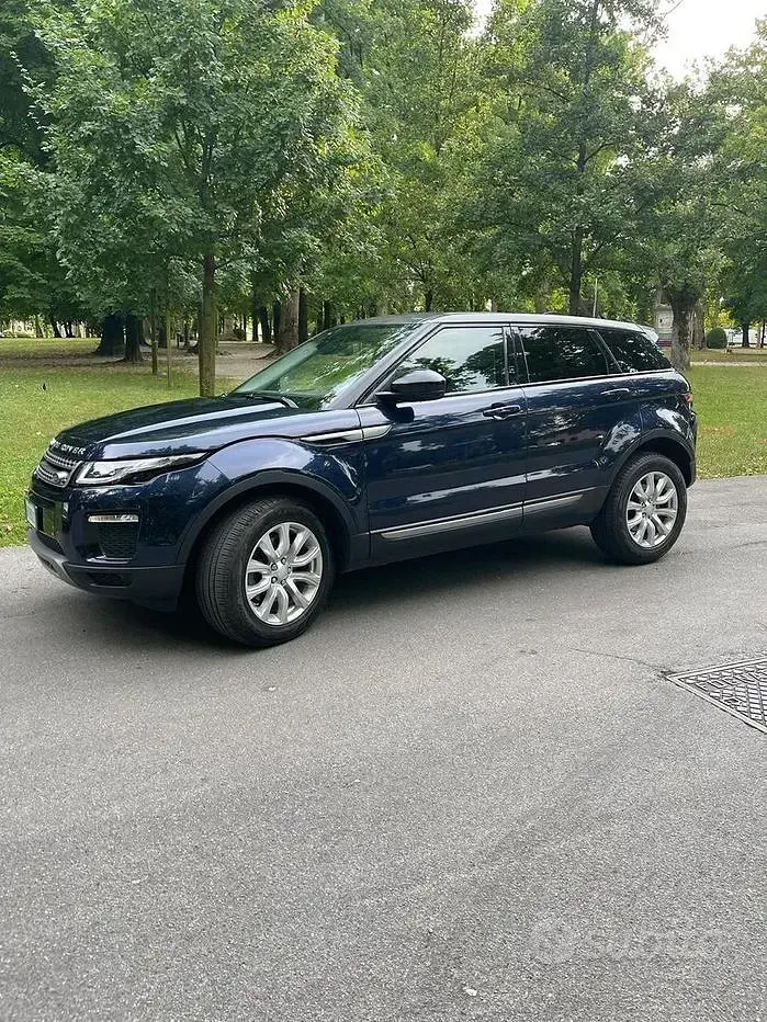 Usata Land Rover Range Rover evoque 150 CV (110 kW) 2017 Blu SUV