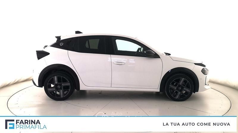 Usata Lancia Ypsilon 101 CV (74 kW) 2025 Bianco Utilitaria