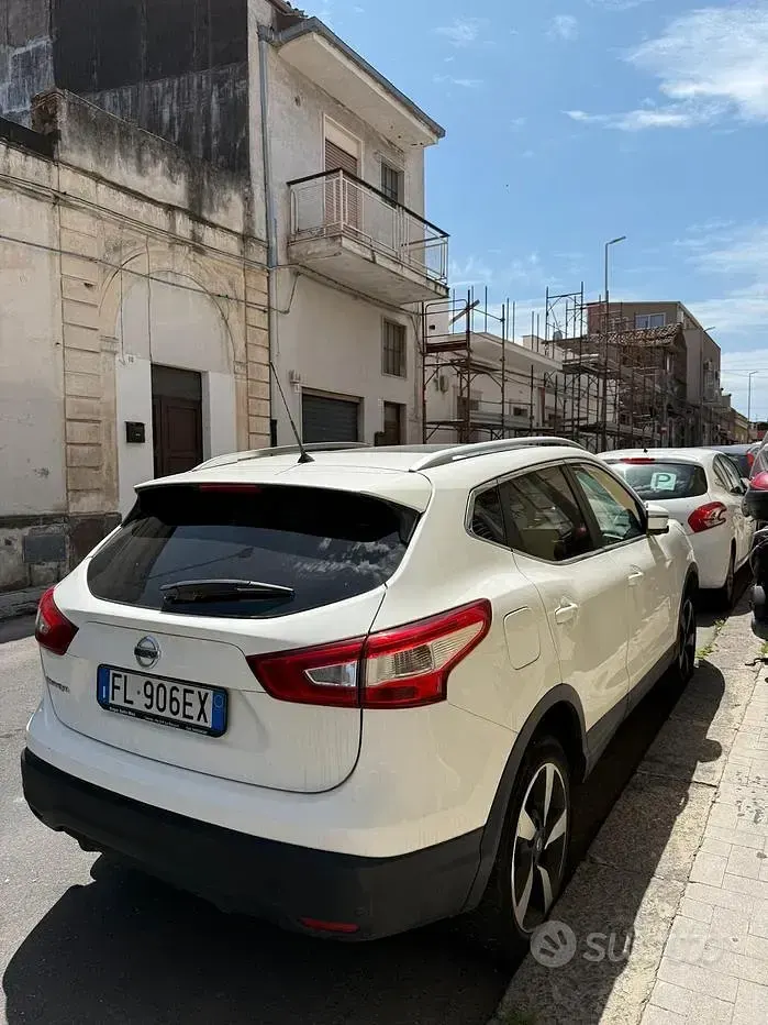 Usata Nissan Qashqai 115 CV (84 kW) 2017 Bianco SUV